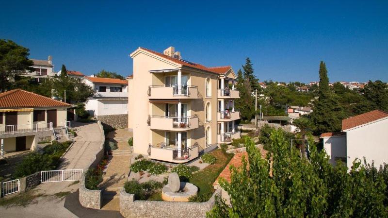 Marija F2 Apartment Krk Town Luaran gambar