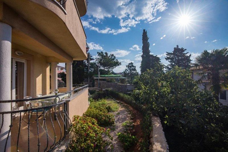 Marija F2 Apartment Krk Town Luaran gambar