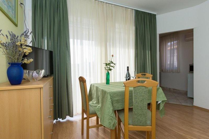 Marija F2 Apartment Krk Town Luaran gambar