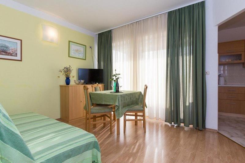 Marija F2 Apartment Krk Town Luaran gambar